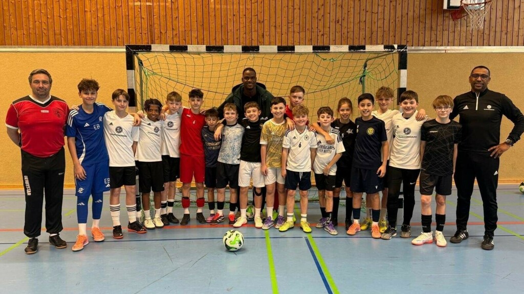 R&uuml;ckkehr zu den Wurzeln: Ilyas Ansah besucht St&uuml;tzpunkt L&uuml;denscheid